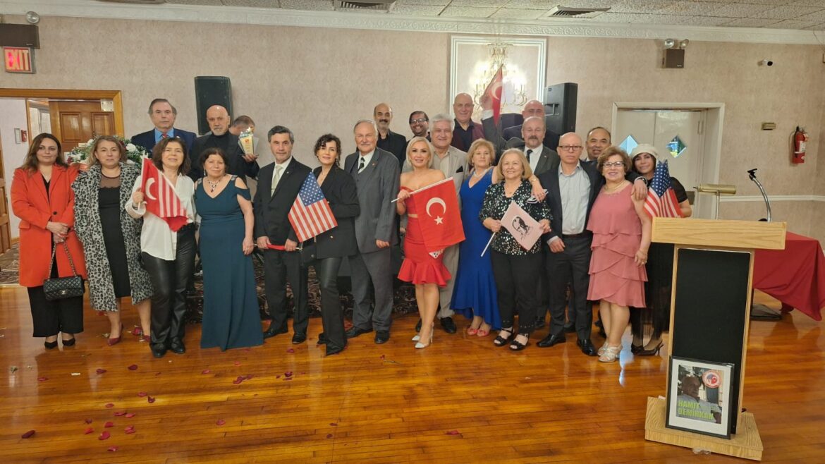 Türk Hars Birliği’nden 96. Yıla Özel Coşkulu Balo